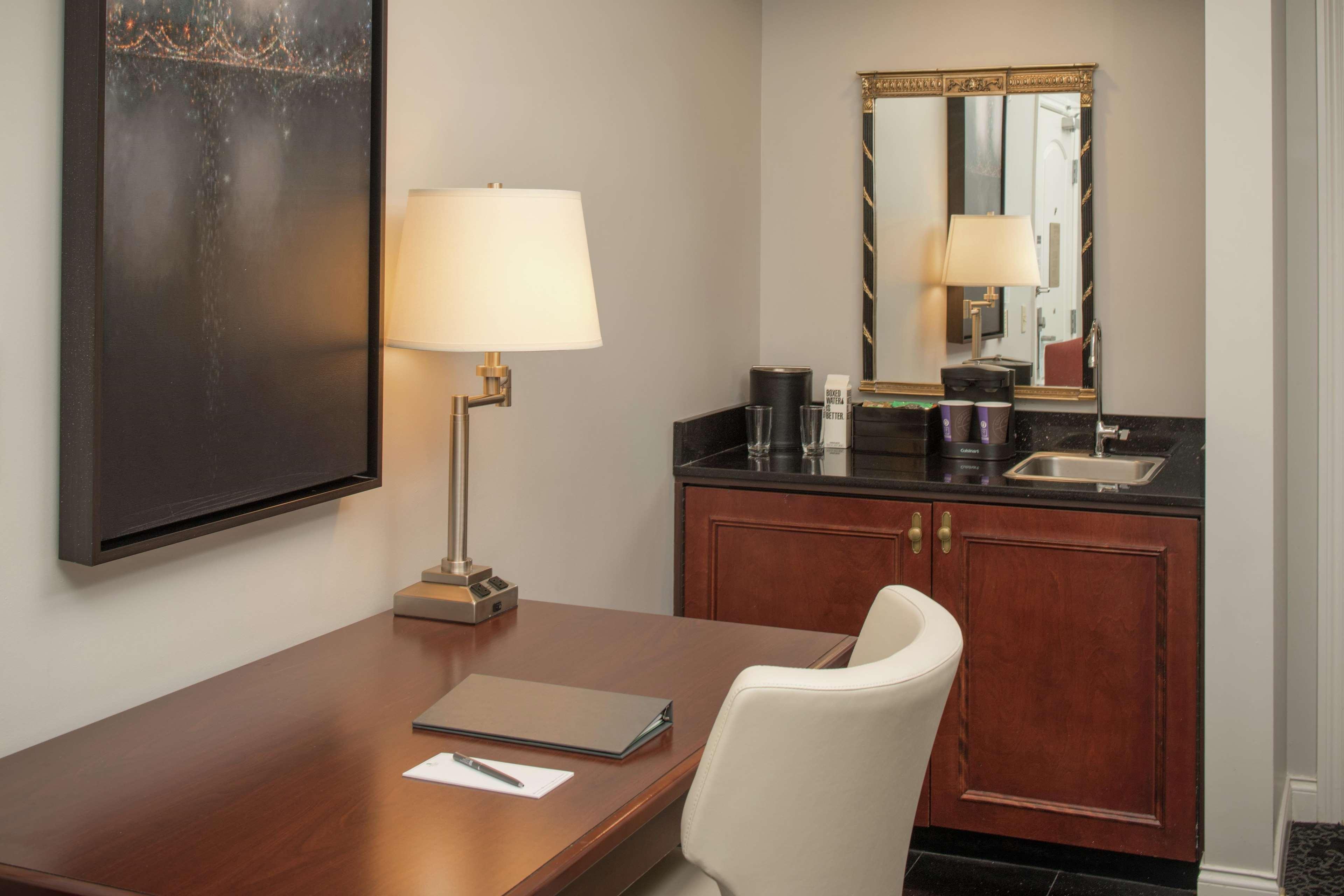 Embassy Suites By Hilton Portland Downtown מראה חיצוני תמונה