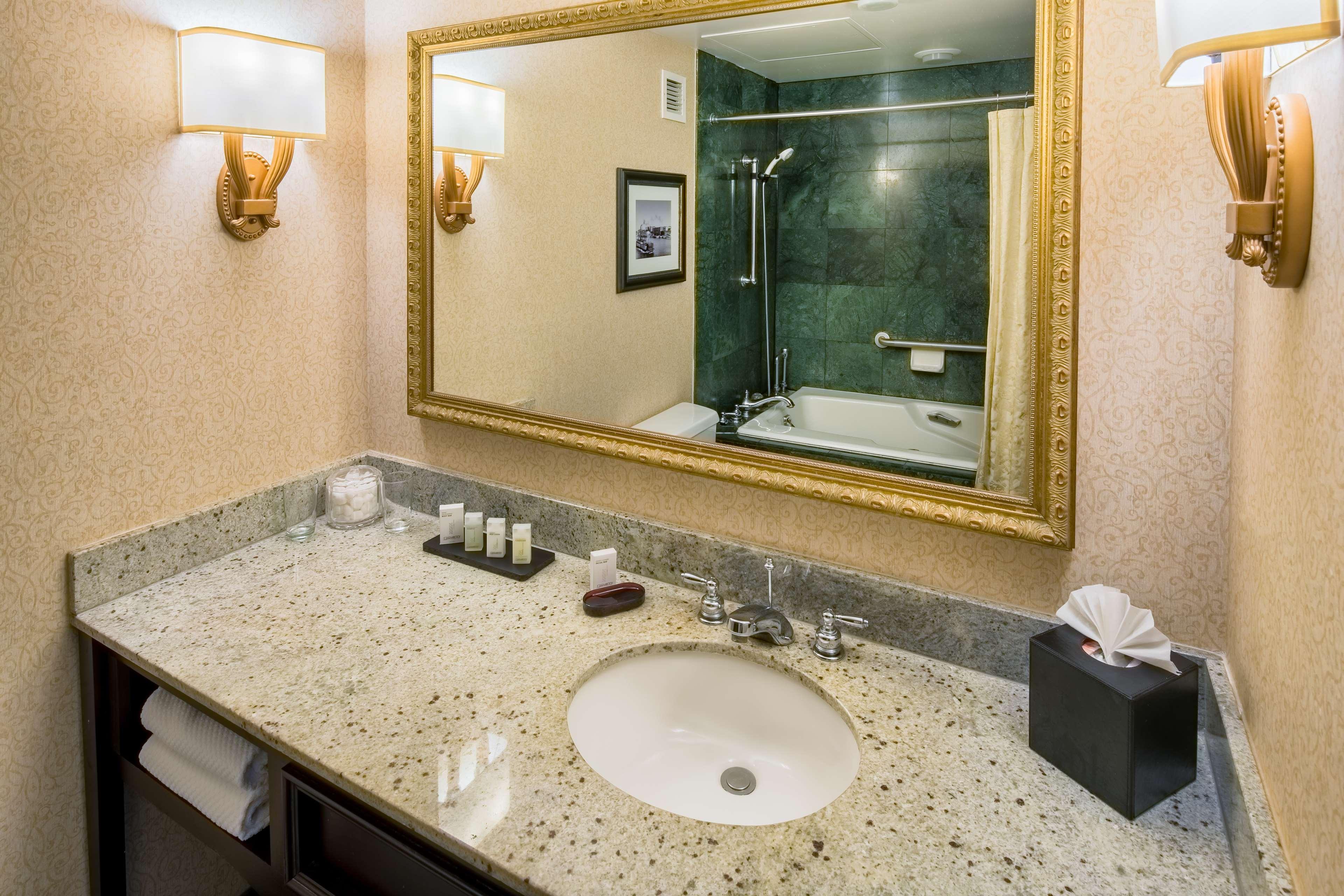 Embassy Suites By Hilton Portland Downtown מראה חיצוני תמונה